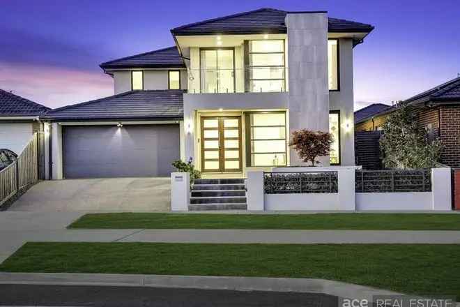 Elegant Family Home in Prestigious Elements Estate