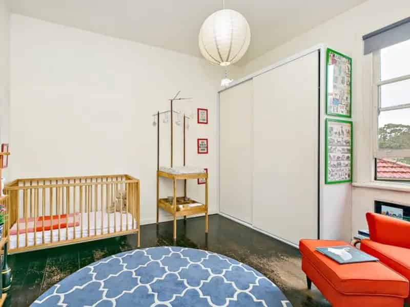 Lease two story Victorian terrace in Summer Hill with entertainers yard