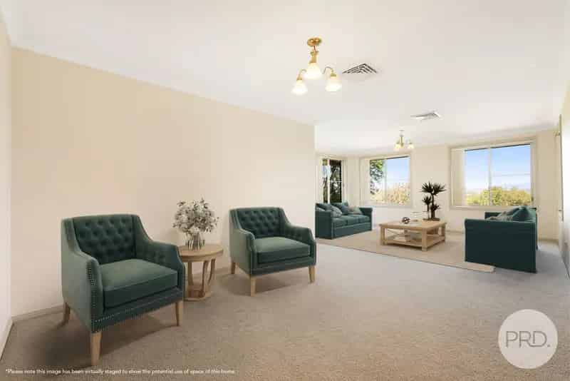 Spacious Family Home with Sunset Views!