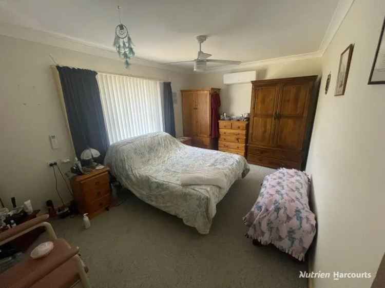 3 Bed 1 Bath Home Near Wongan Hills High School