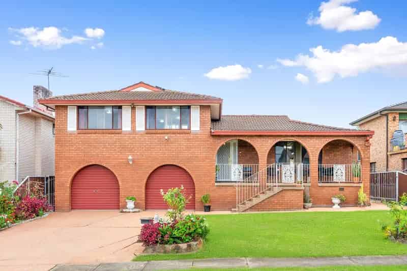 Buy Double Story Home with Granny Flat in Prairiewood
