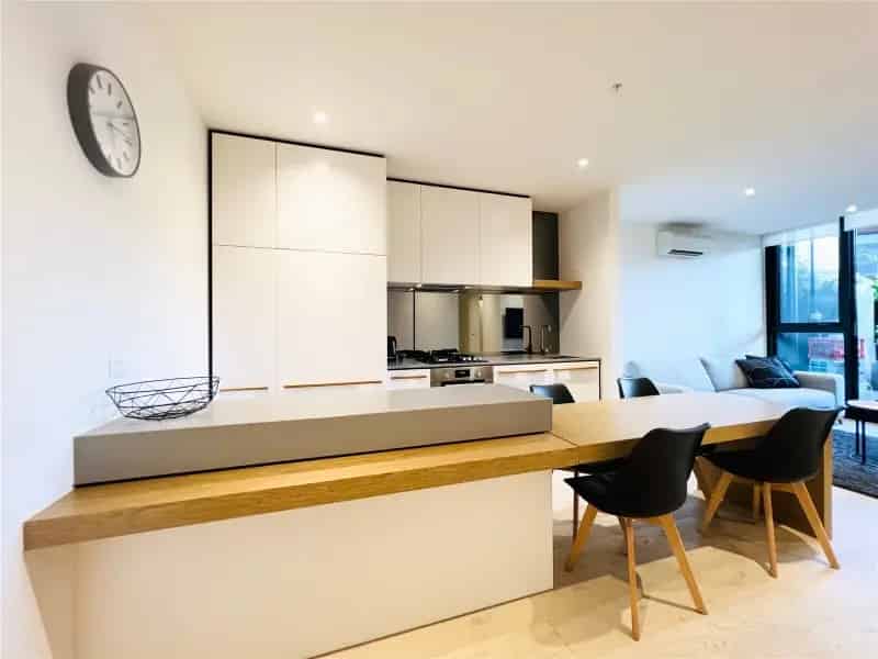 Ultra-Modern High-End Luxury Living