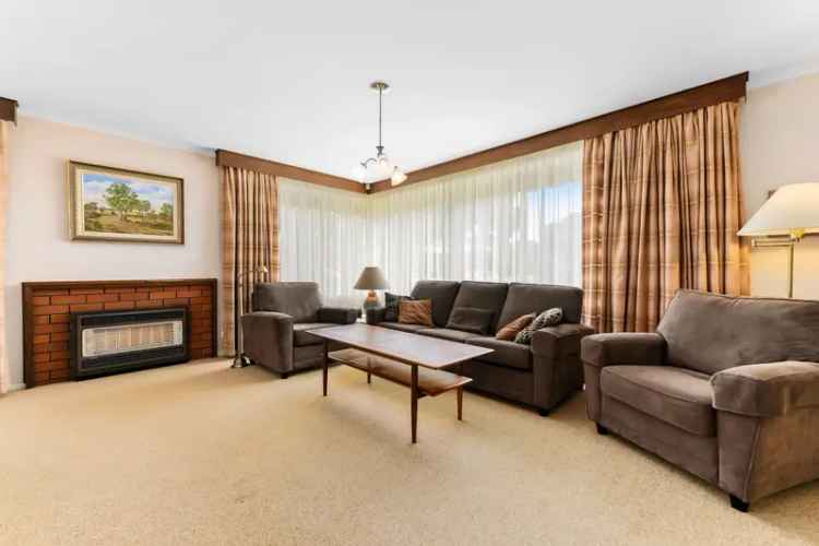 FAMILY GEM ON 831SQM APPROX.