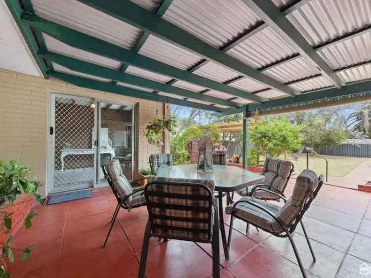 House For Sale in City of Gosnells, Western Australia