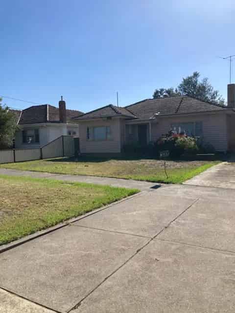 House For Sale , 136, Purinuan Road, Melbourne, Victoria