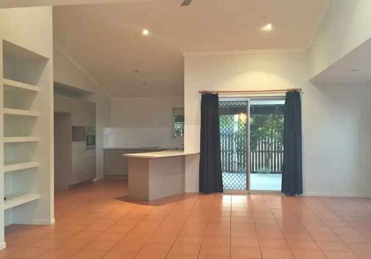 Charming 2-Bedroom, 1-Bathroom Townhouse in the Heart of Burpengary