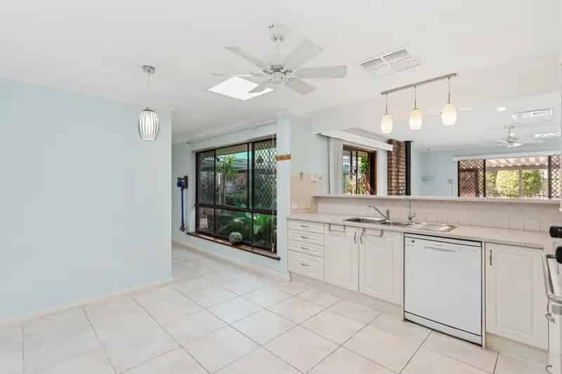 28 Edith Street, Morphett Vale SA 5162 - House For Sale