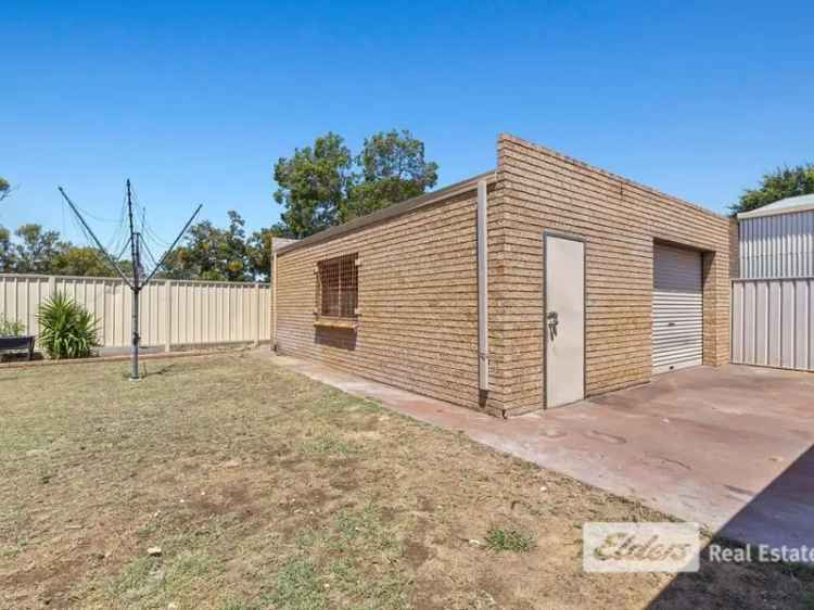 House For Sale in Bunbury, Western Australia