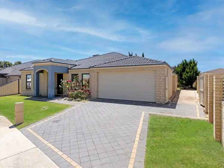 House For Sale in City of Cockburn, Western Australia