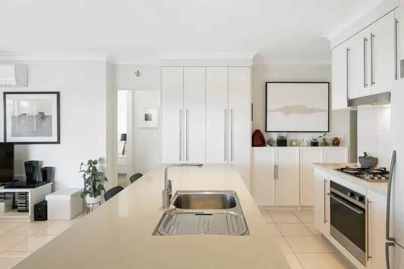 Stylishly modern with NE City Glimpses