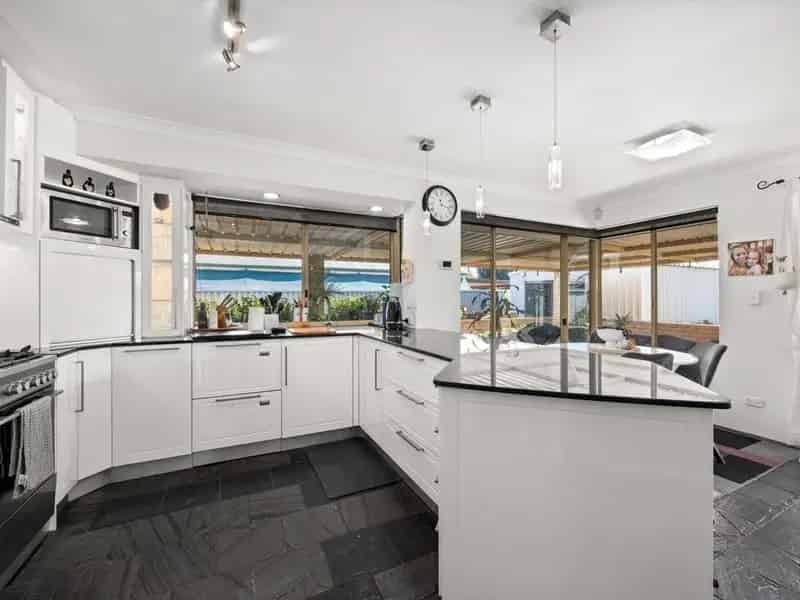 House For Sale , City Of Armadale, Western Australia
