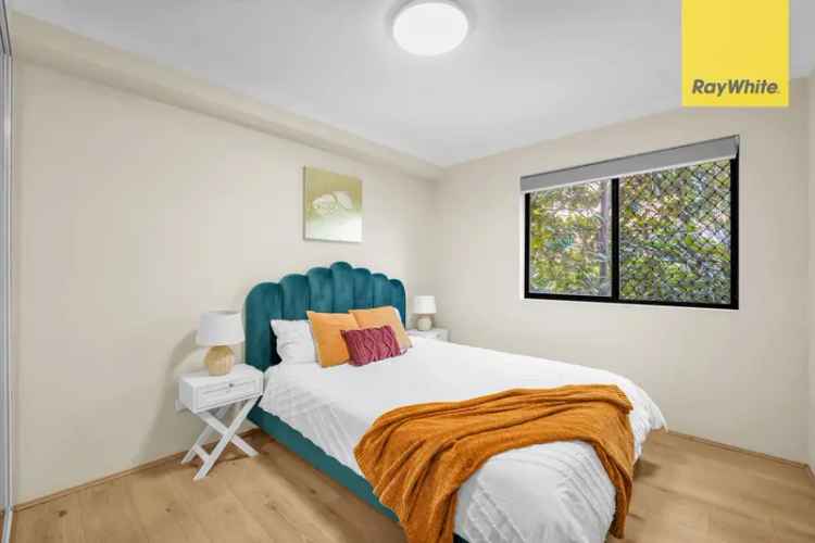 Executive 2-Bedroom Apartment Near Schools and Transport Parramatta