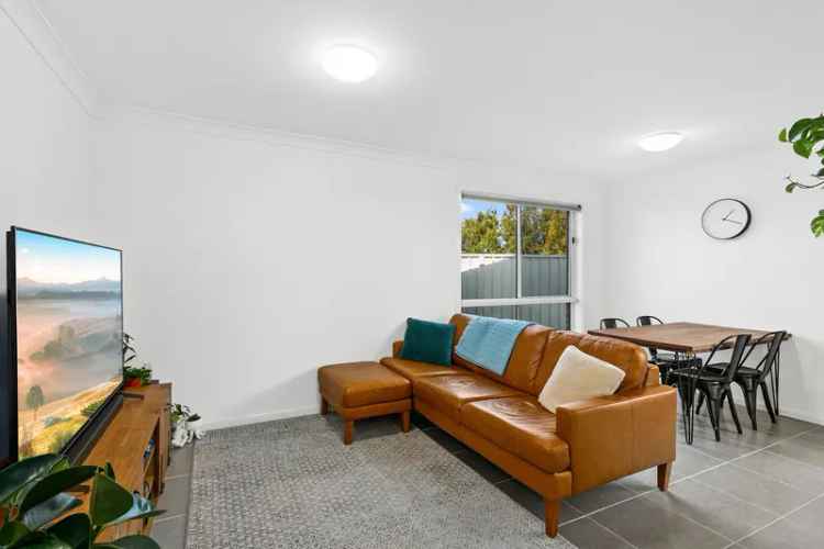 Single Level 2 Bedroom Villa with Garage