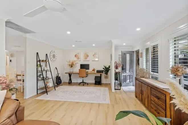 House For Rent , 25, Wirra Circuit, City of Brisbane, Queensland