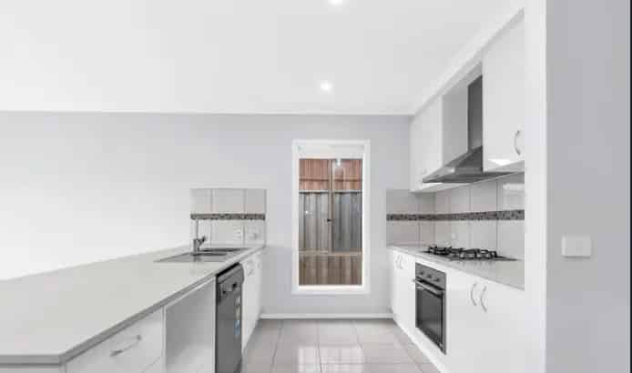 Stunning 4-Bedroom Family Home with 2 Bathrooms and a 1-Car Garage in Clyde!