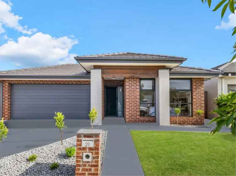 4 Bedroom House for Lease - Donnybrook VIC