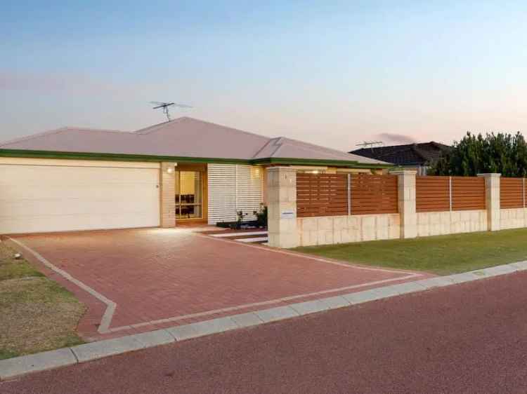 4 Bedroom Family Home with Pool and Workshop