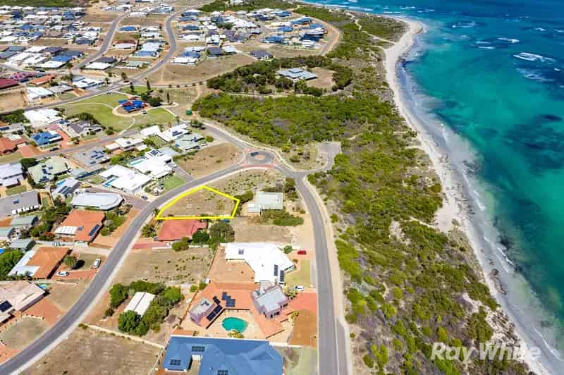 Beautiful block in Drummond Cove
