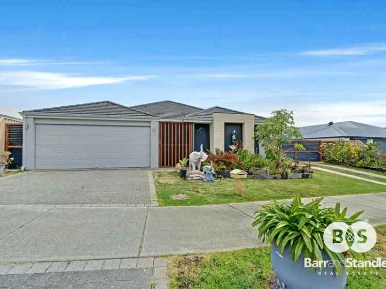 4 Bed 2 Bath Home Dalyellup - Modern & Tranquil Coastal Living