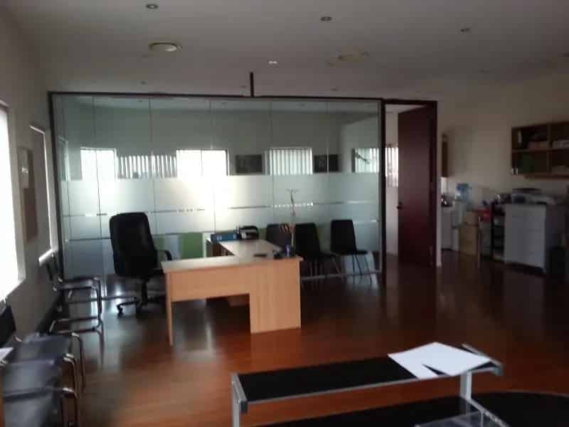 Office space available at prime location, with the new Liverpool Council Civic Centre and Library just across the street