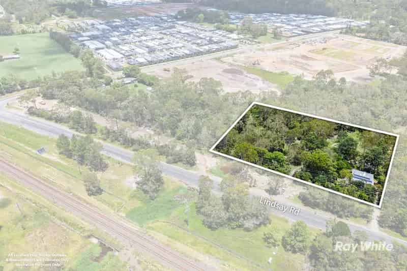 Buy acreage property in Morayfield with development potential and lifestyle features