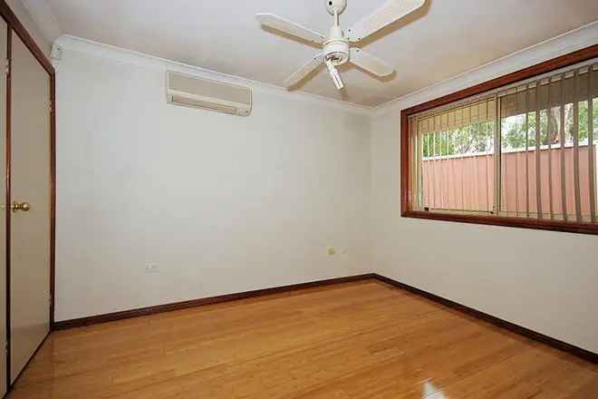 3 Bedroom Home in Glen Regent Estate Near Casula Mall