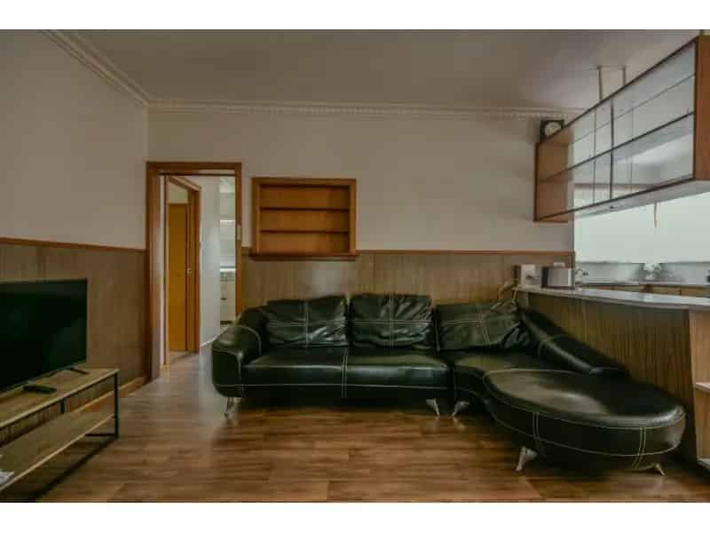 Property In Ideal Location!