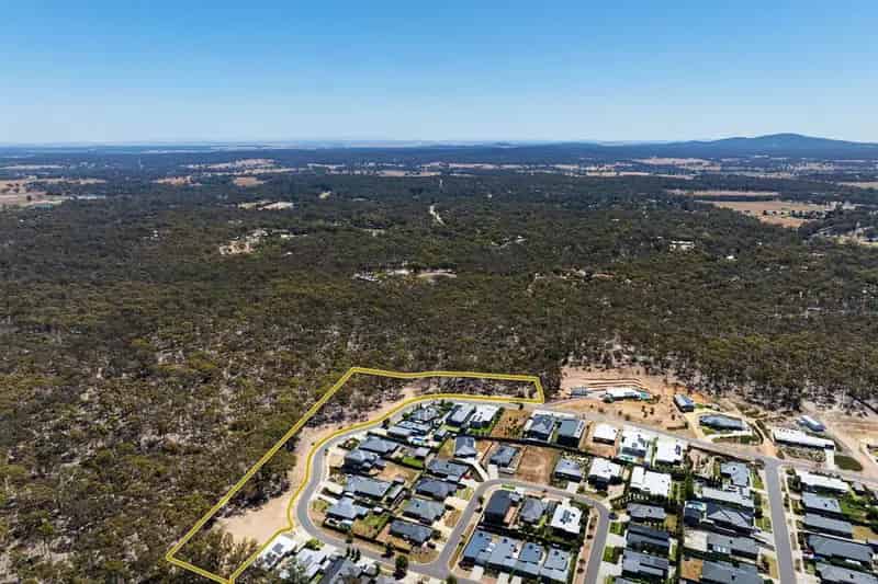 Build Your Dream Home on a Spacious Rural Block in Castlemaine