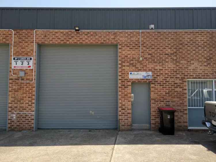 Real Estate For Lease - 2/3 Lukis Avenue - Richmond , NSW