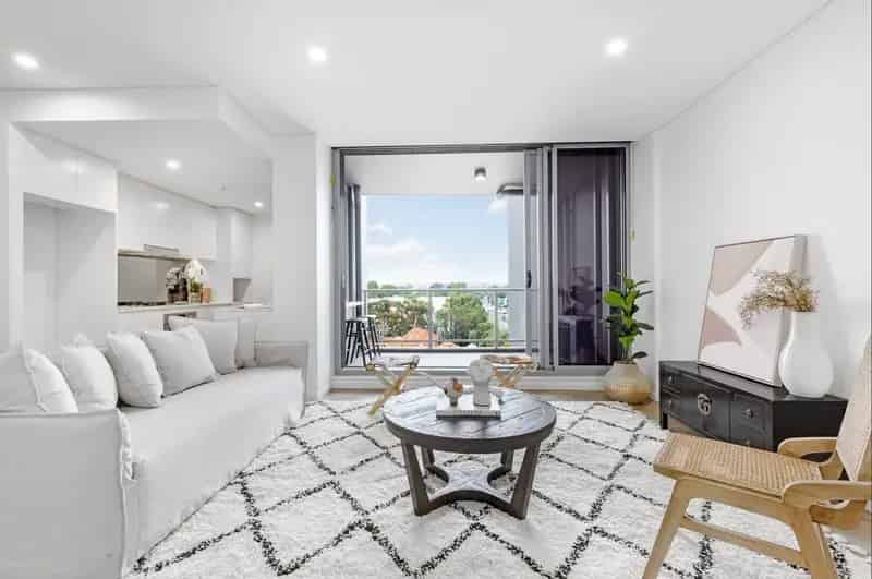 North-Facing Luxury: Sunlit Living in Carlingford