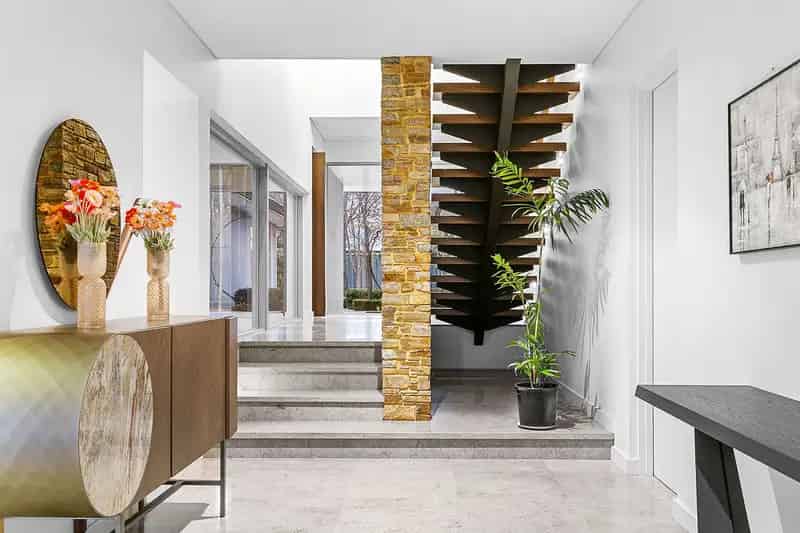 Exquisite Furnished Residence on the Foreshore