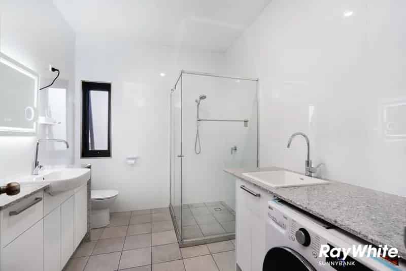 Freshly Renovated Unit - Utilities Included