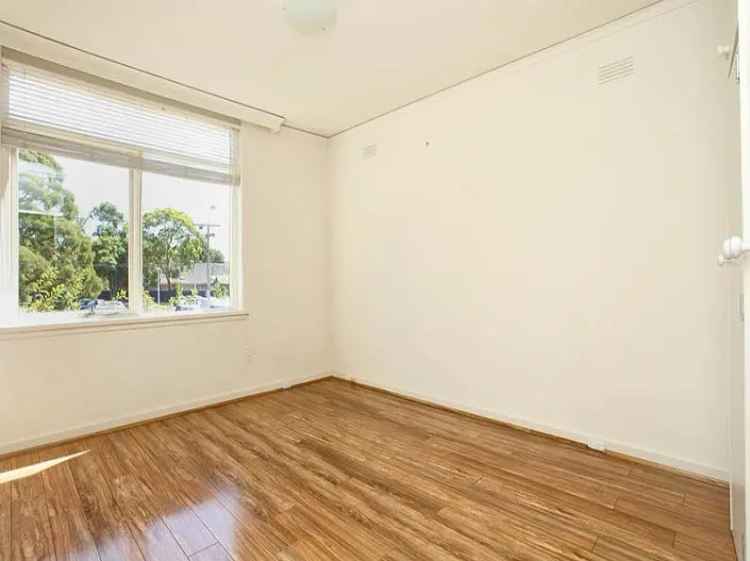 2 rooms apartment of 220 m² in Melbourne