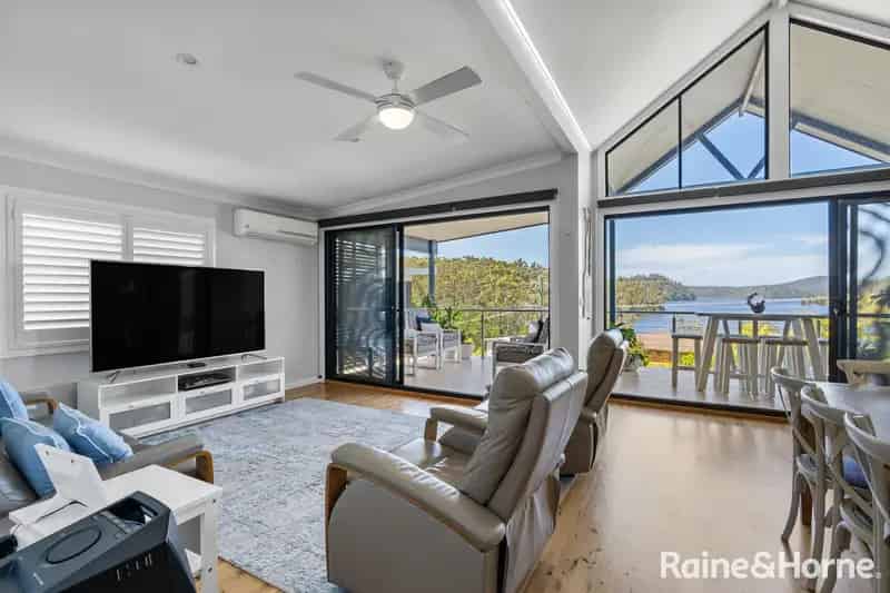Rent Stunning Lake House with Breathtaking Views in Elevated Position