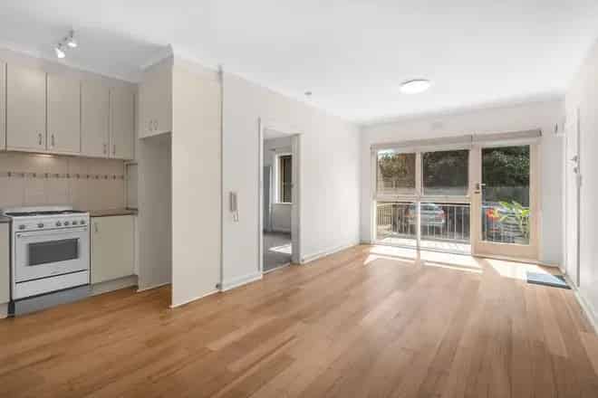 Apartment For Rent , 6, Glen Street, City of Brisbane, Queensland