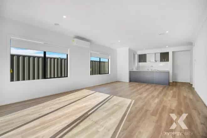 House For Rent , 14, Blackall Street, Melbourne, Victoria