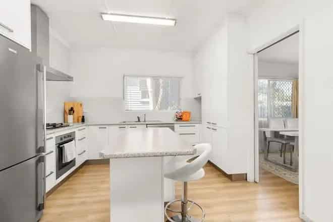 House For Sale , 52, Waterview Avenue, City of Brisbane, Queensland