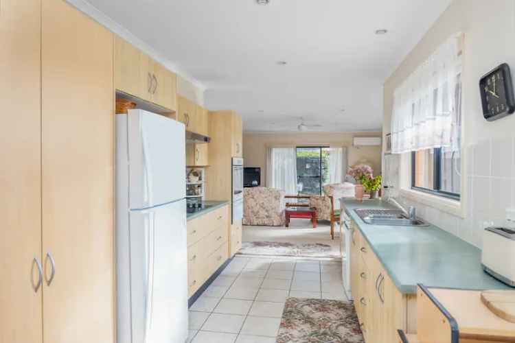 House For Rent in Burrill Lake, New South Wales