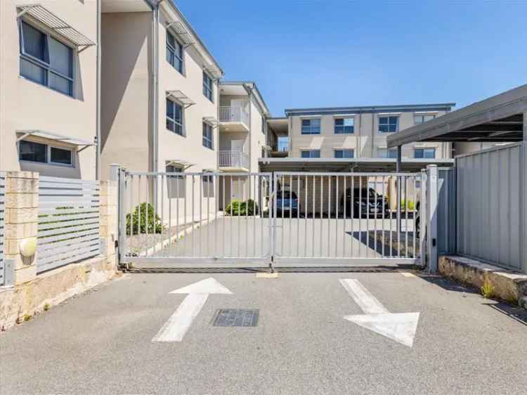 Apartment For Sale in City of Cockburn, Western Australia