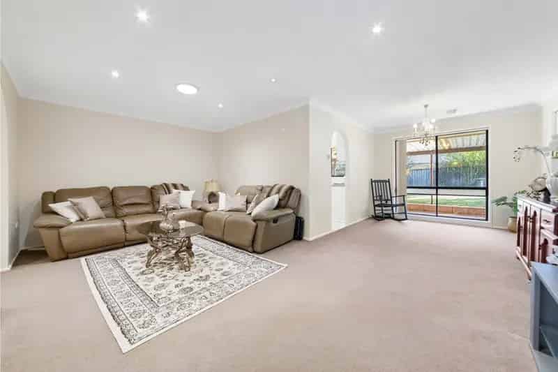 Charming Single-Level Home in Prime Location - Ideal for Families and Downsizers
