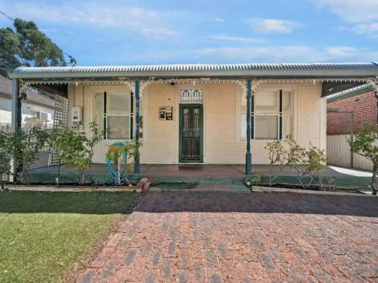 Charming 3-Bedroom Mt Lawley Home Near Beaufort Street