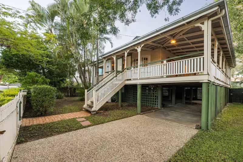 FALL IN LOVE WITH A CHARACTER-FILLED GRACEVILLE TREASURE