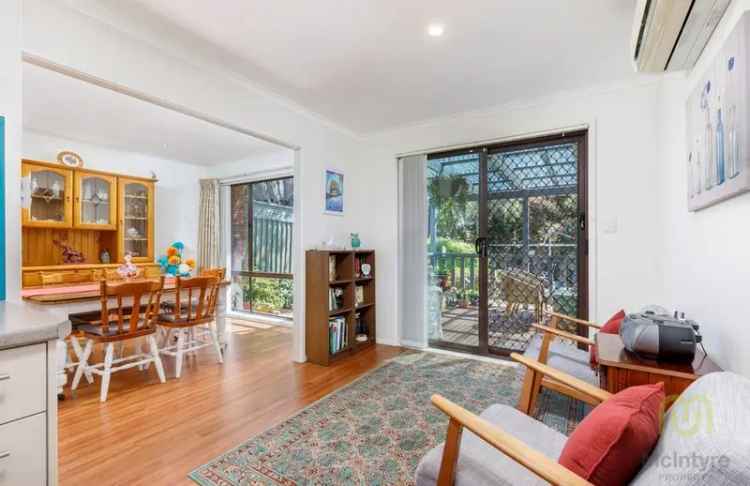 House For Rent in District of Tuggeranong, Australian Capital Territory