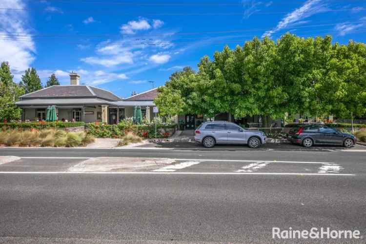 Residential For Sale in Shire of Macedon Ranges, Victoria