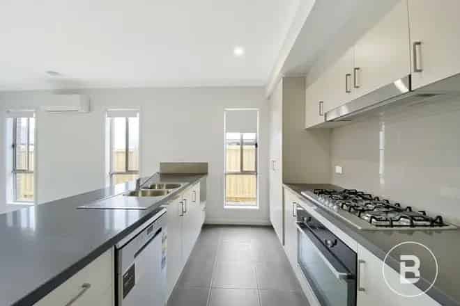 House For Rent , 4, Telluride Drive, Ballarat, Victoria