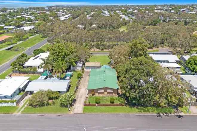 House For Sale in Hervey Bay, Queensland