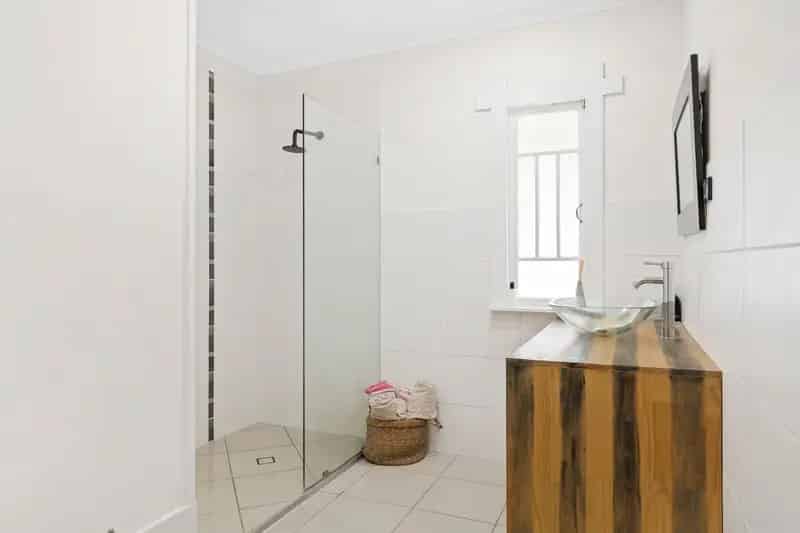 10 Robinson Street, Maryborough QLD 4650 - House For Lease