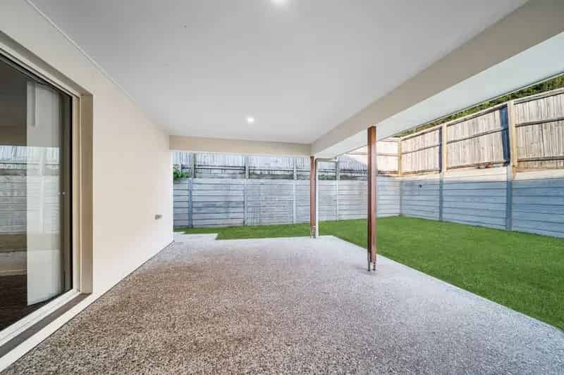 Tidy and low maintenance duplex