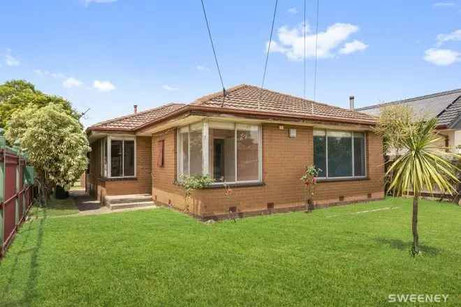 House For Sale in Melbourne, Victoria