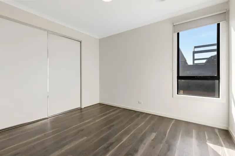 House For Rent , 43, Bruny Drive, Melbourne, Victoria